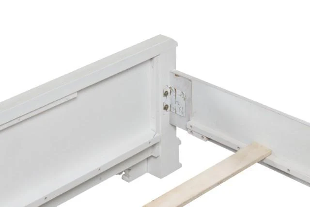 Stella Mia 4 Pc 5 Pc Queen Bedroom Set White