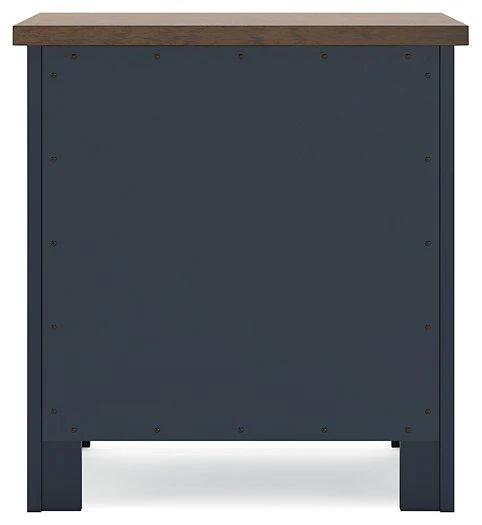 Landocken Nightstand