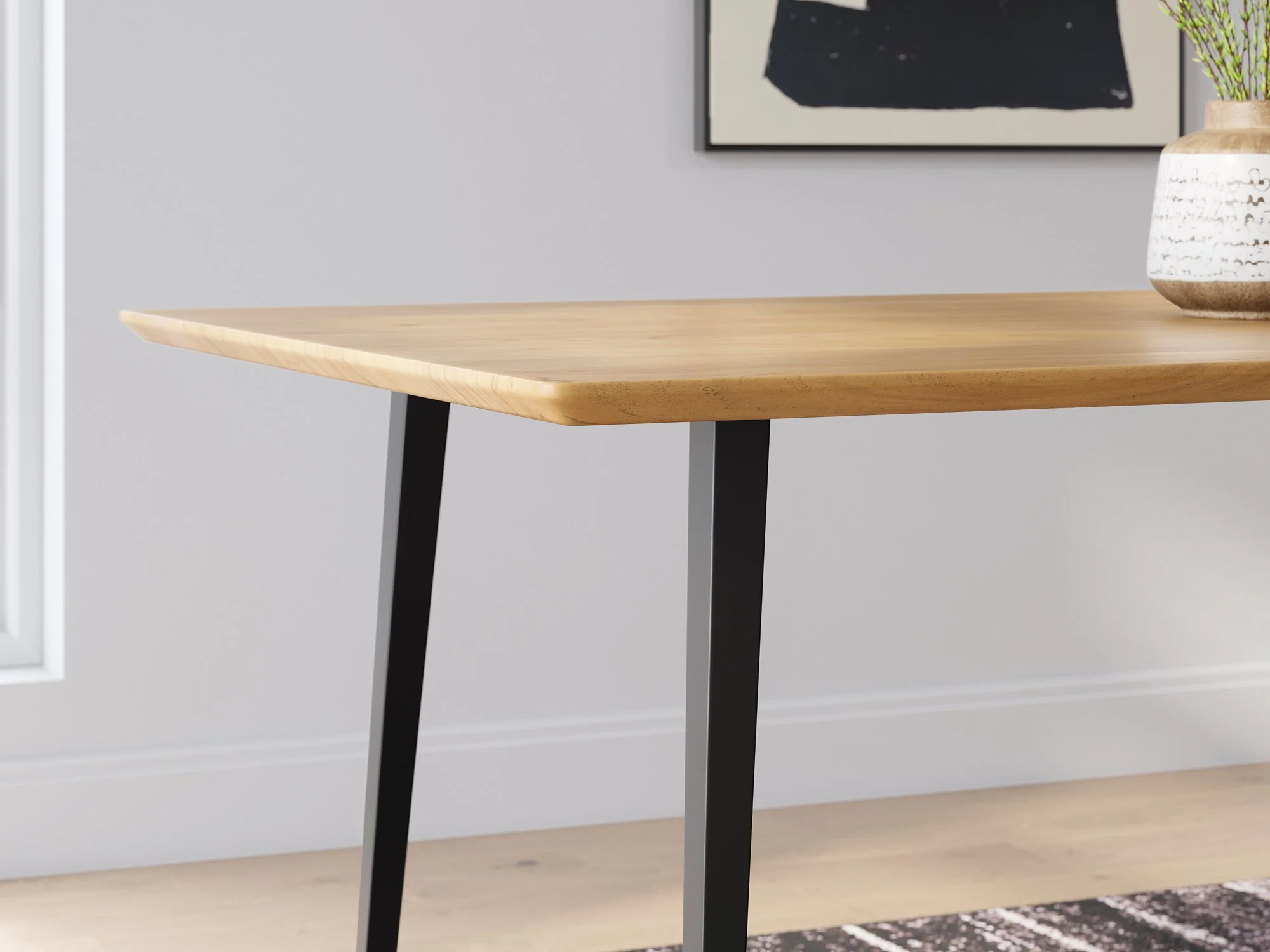 Gretlynn Dining Table