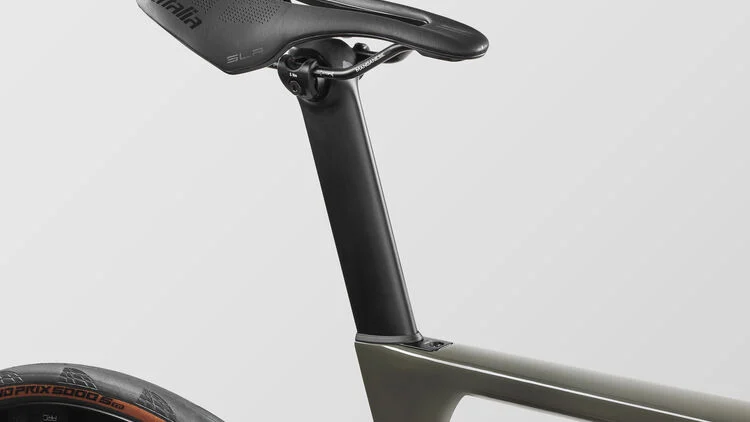 Aeroad CF SLX 7 AXS