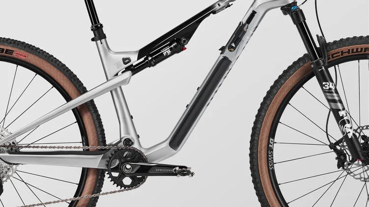 Lux Trail CF 6