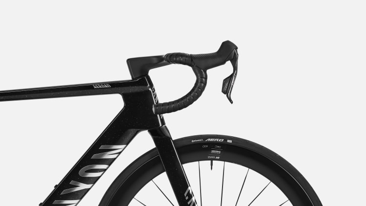 Aeroad CFR AXS