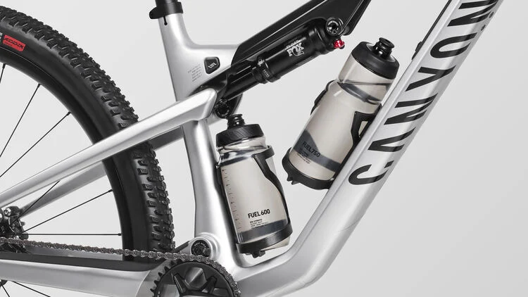Lux Trail CF 8