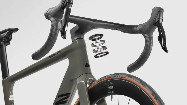 Aeroad CF SLX 7 AXS