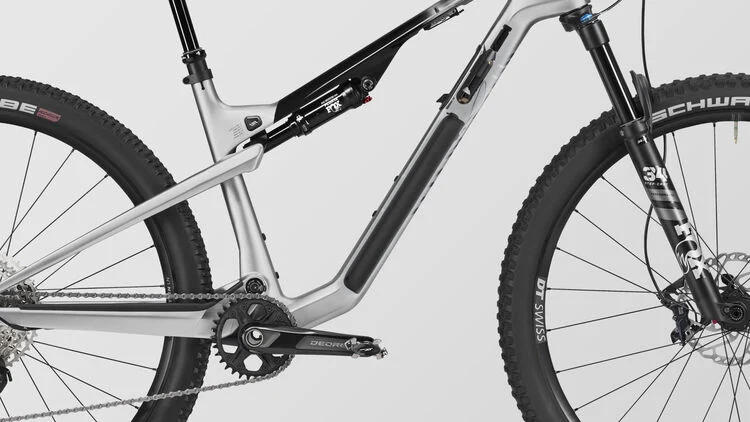 Lux Trail CF 6