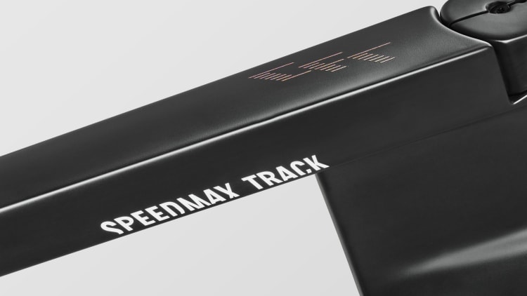 Speedmax CFR Track