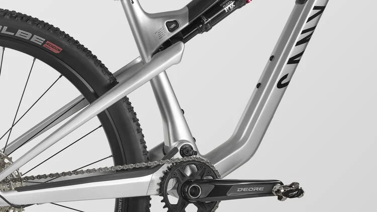 Lux Trail CF 6