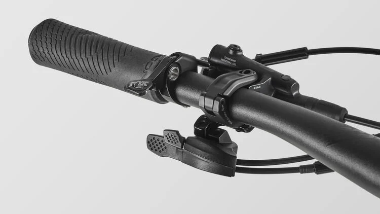Lux Trail CF 6