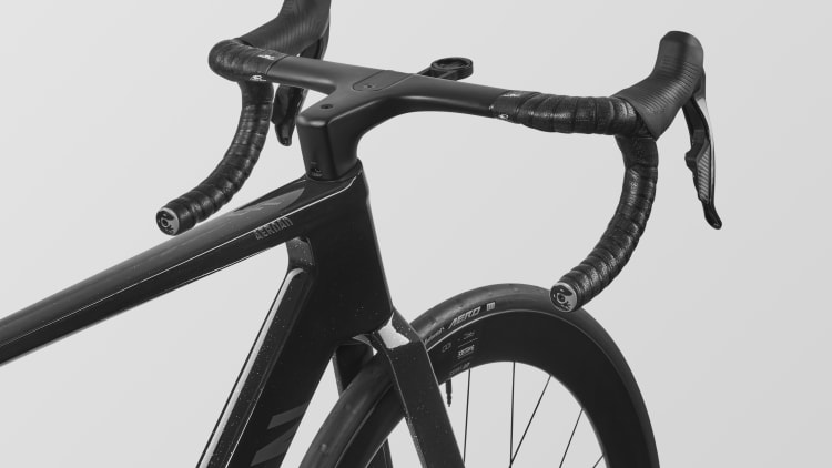 Aeroad CFR AXS