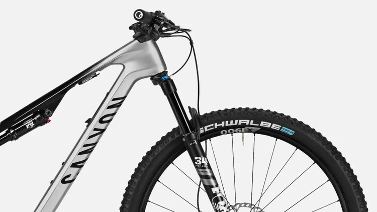 Lux Trail CF 7