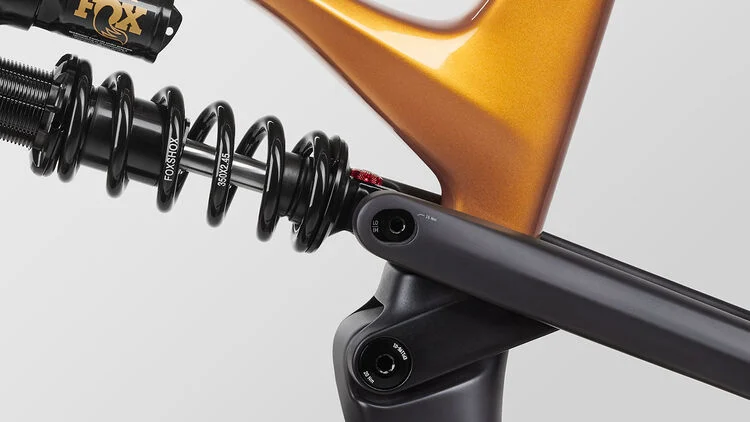 Spectral CF 8 CLLCTV