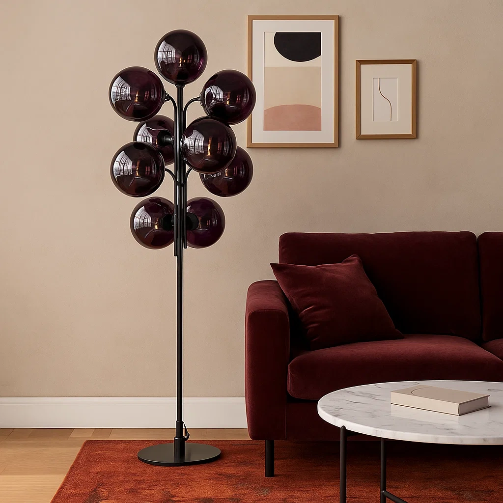 Lámpara de pie moderna con esferas de vidrio burdeos