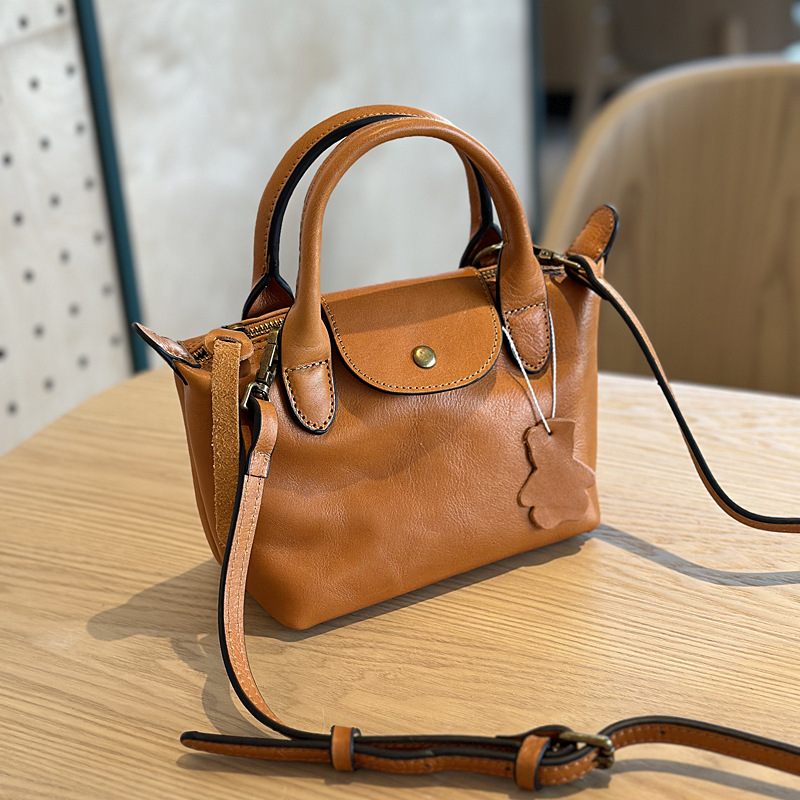 Lottie Petite Tote – Amber Tan