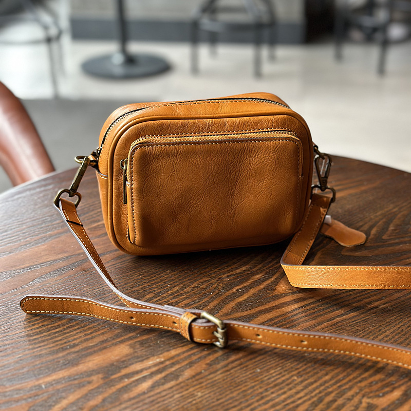 Nola Camera Crossbody – Amber Tan