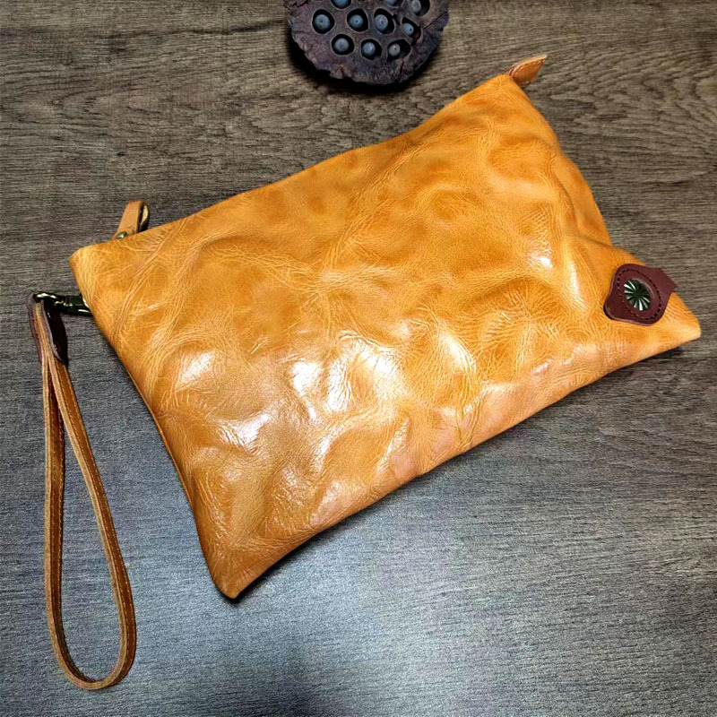 Luna Foldover Clutch – Amber Honey