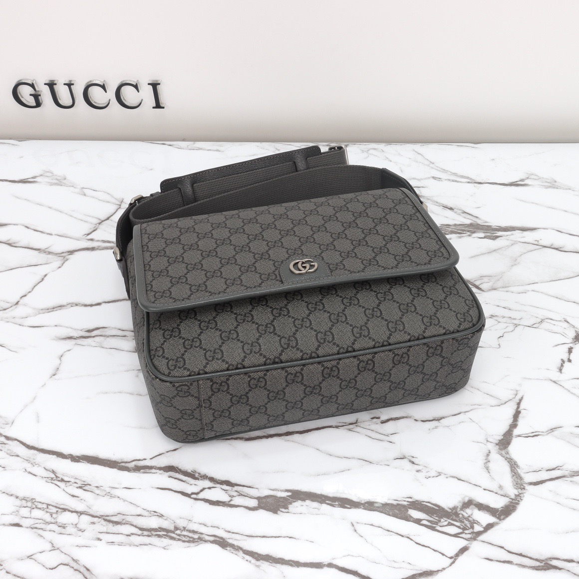 Gucci Ophidia Mens Shoulder Bags Size 28*22*8cm