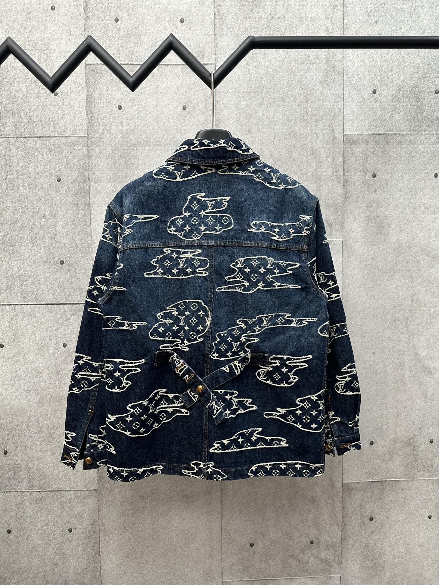 Louis Vuitton Unisex Jacket Size S-XL