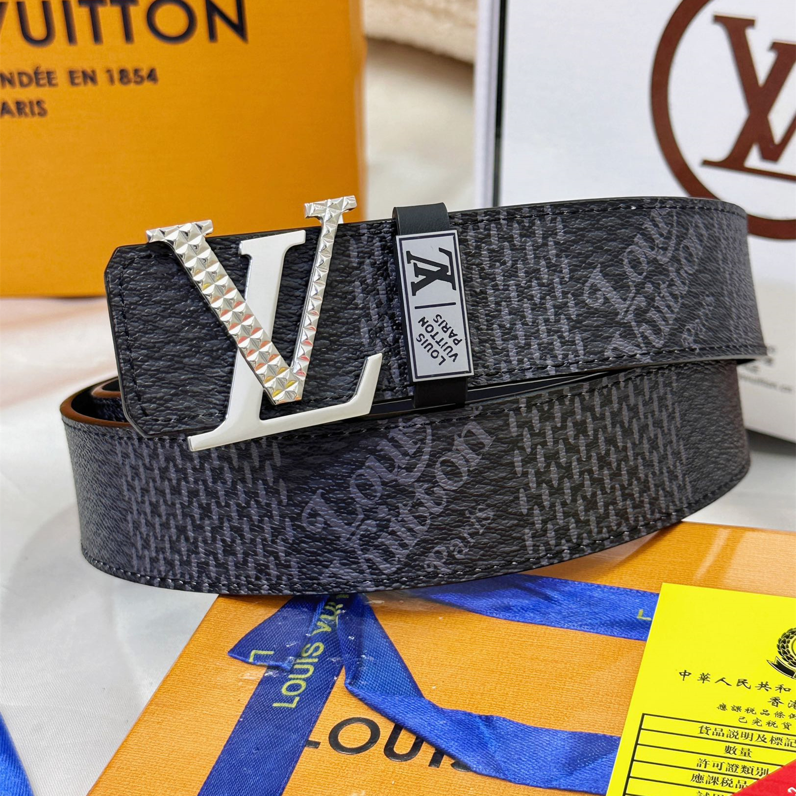 Louis Vuitton Mens Belt Width 3.8cm