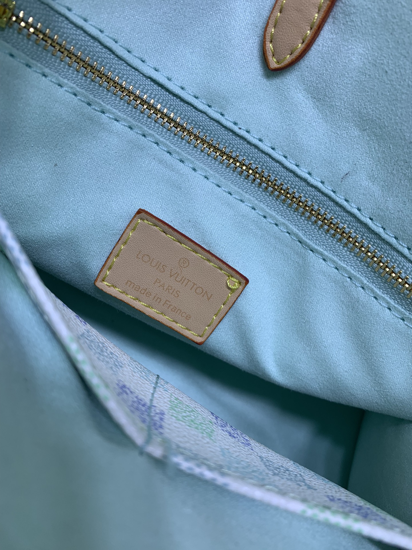 Louis Vuitton M46373 OnTheGo Women Shoulder Bags Size 25*19*11cm