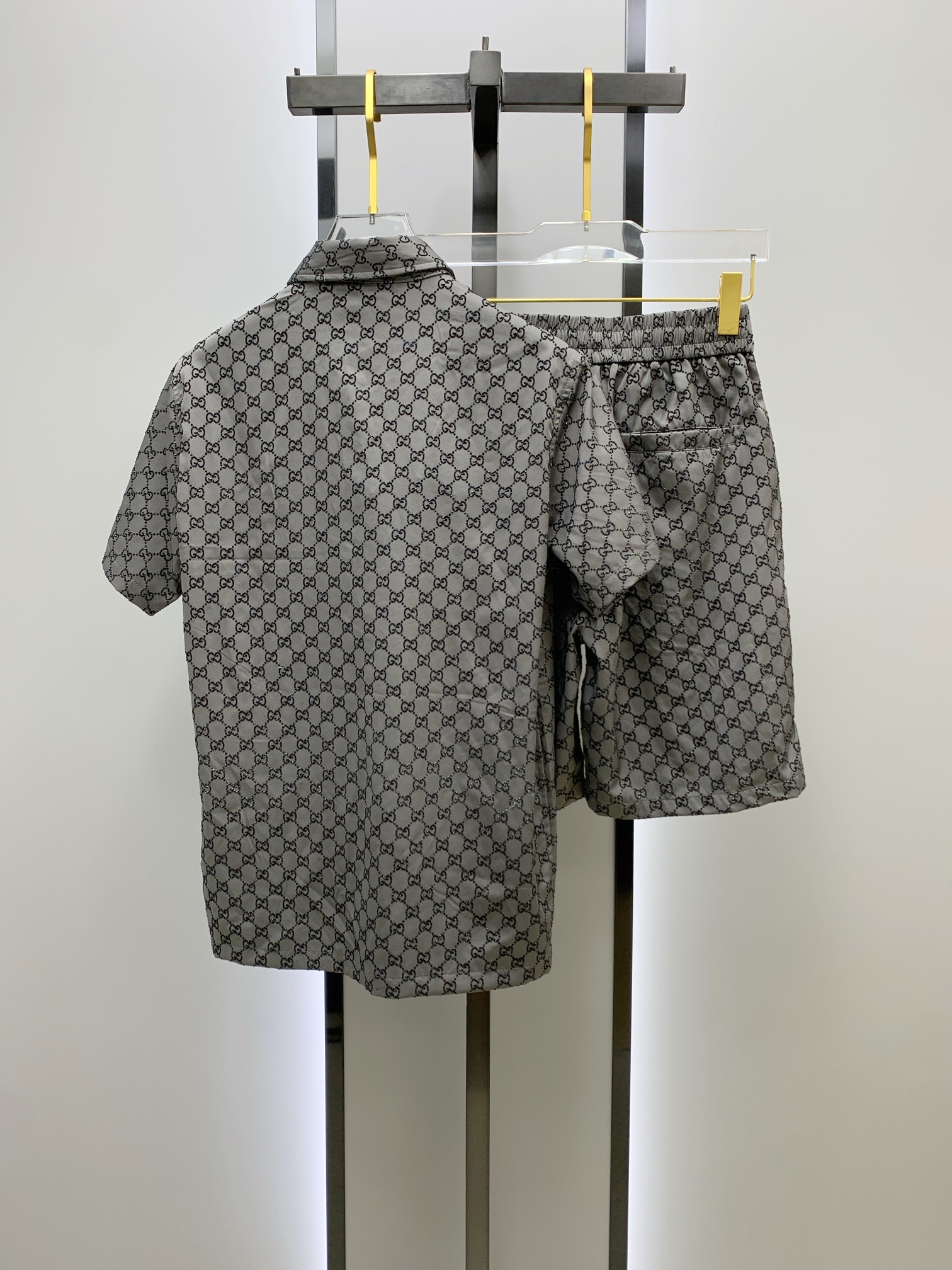 Gucci Sommeranzug Size M-XXL