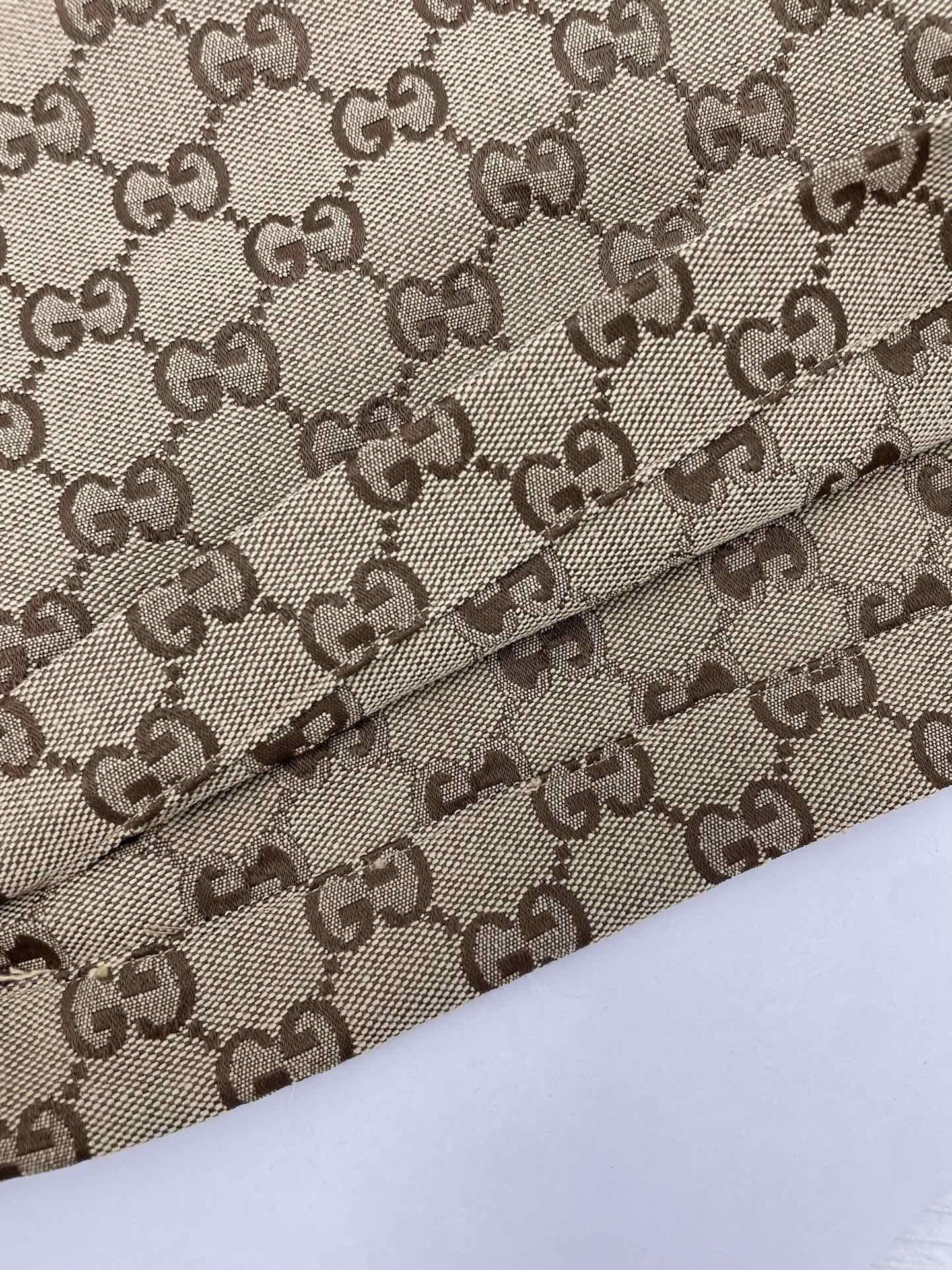 Gucci Sommeranzug Size S