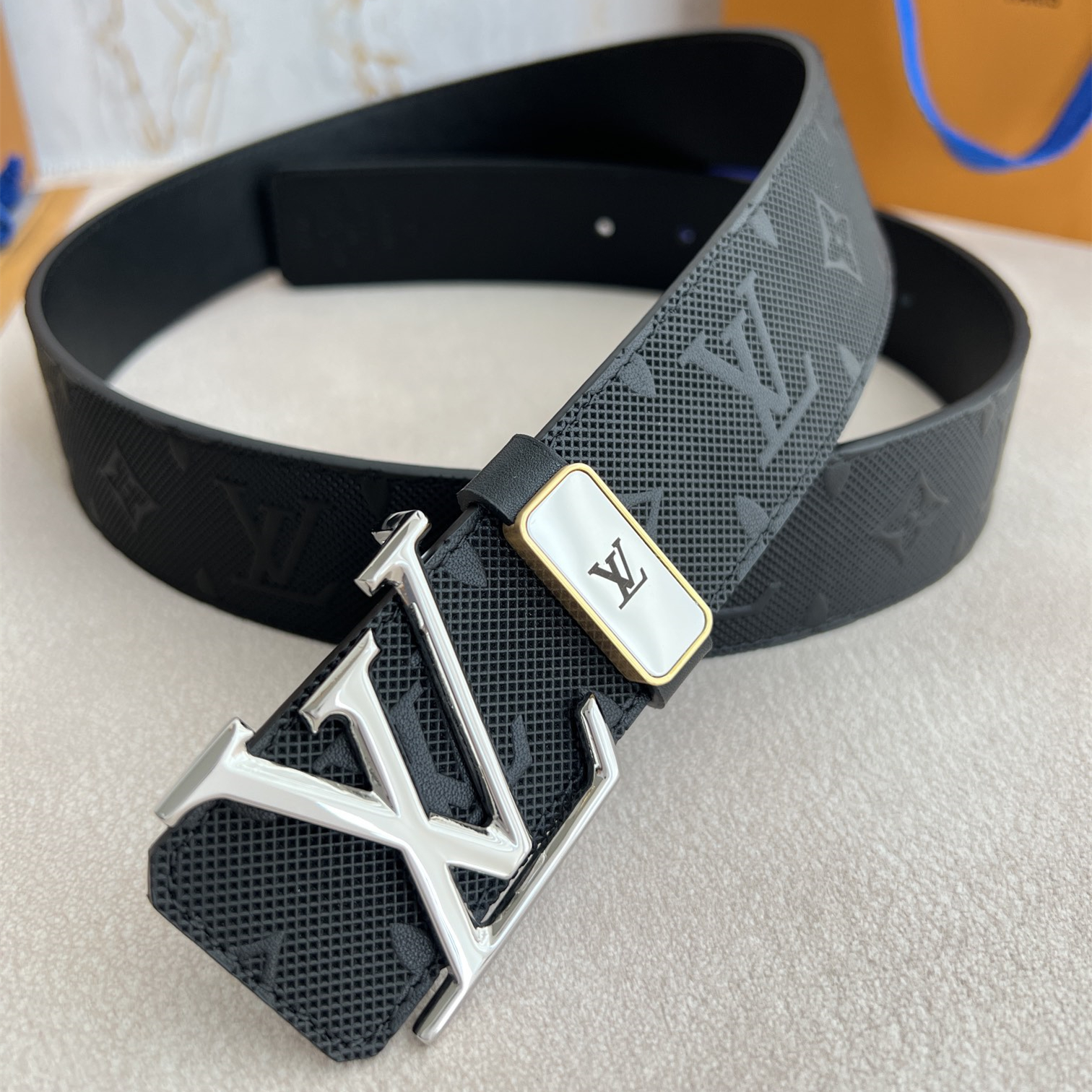 Louis Vuitton Mens Belt Width 3.8cm
