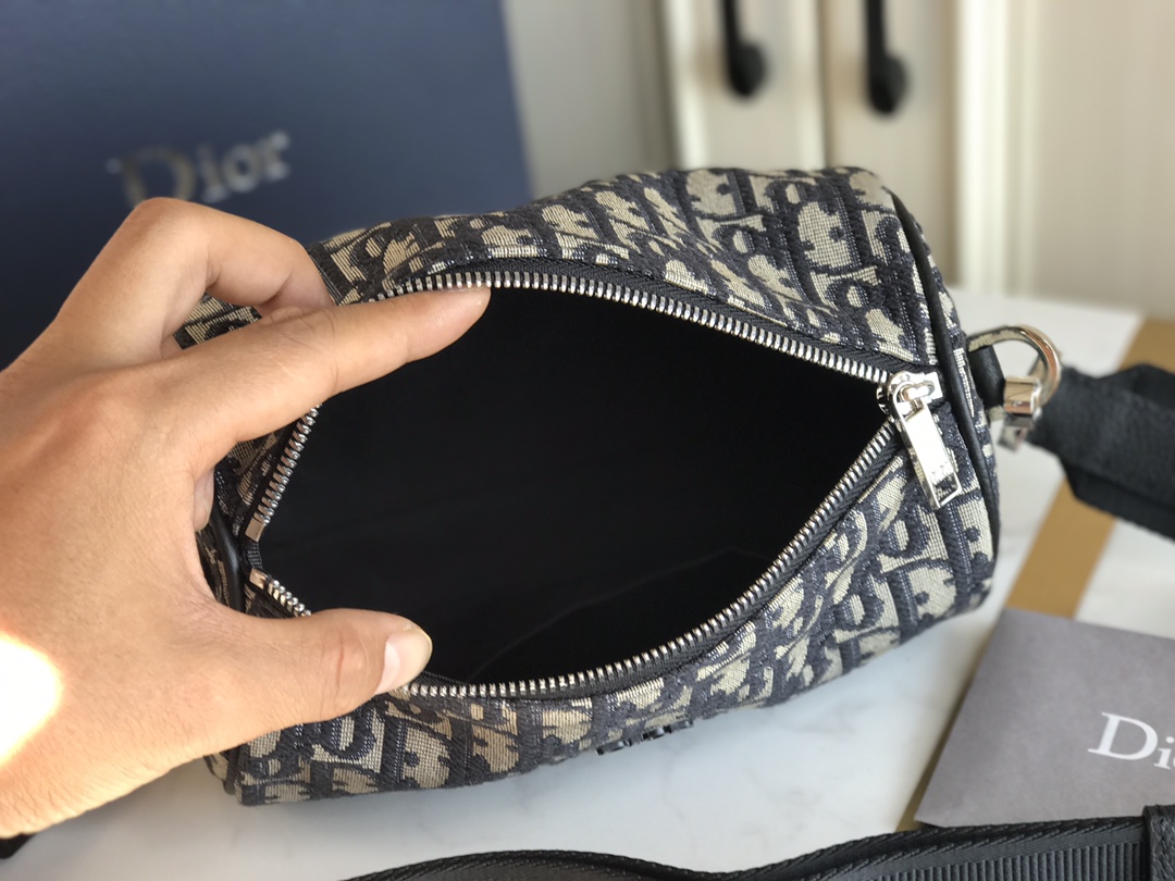 Dior Mens Shoulder Bags 21*12.5*12.5cm