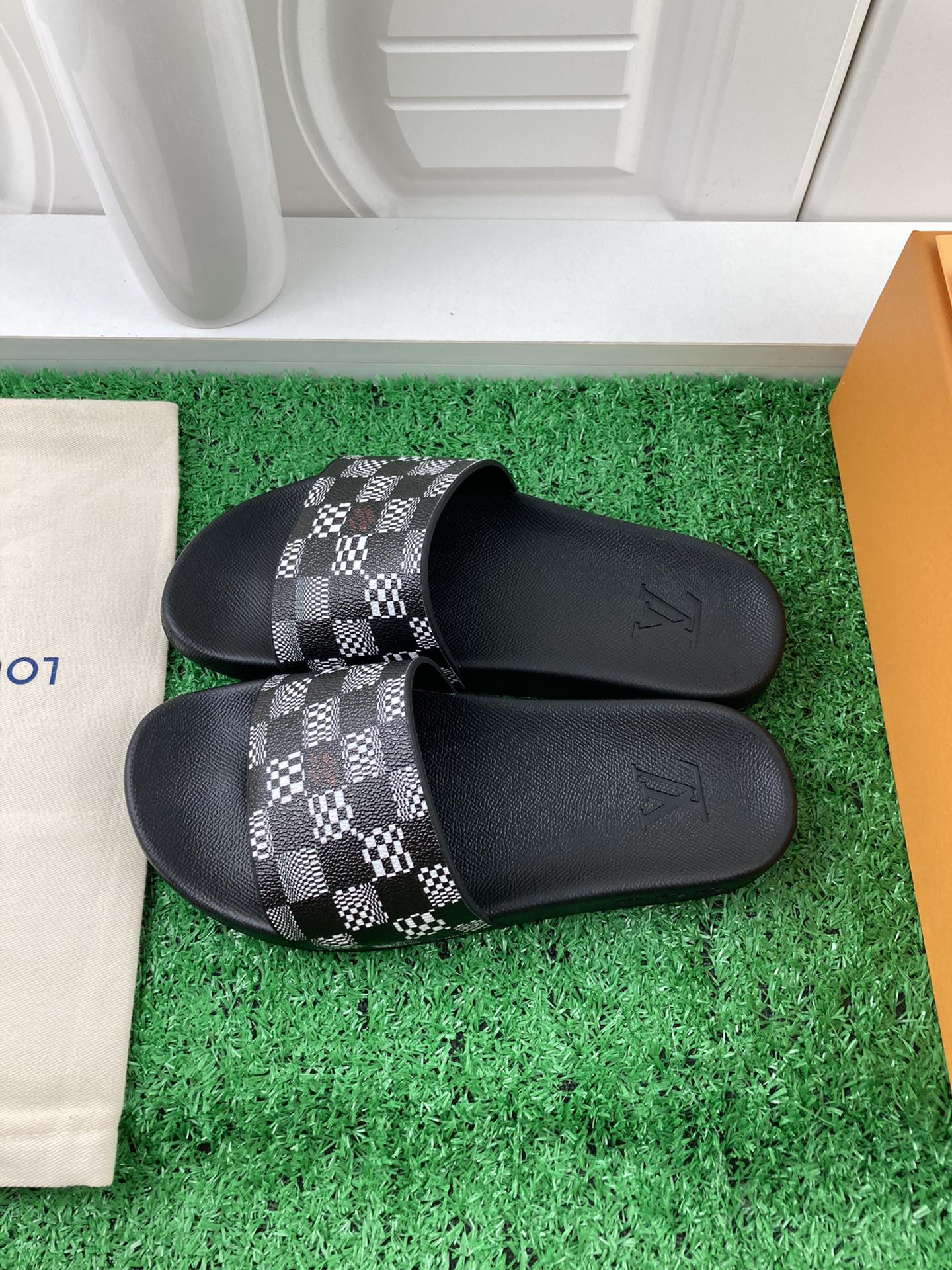 Louis Vuitton 2024ss Candy Series Slippers Size 36-45