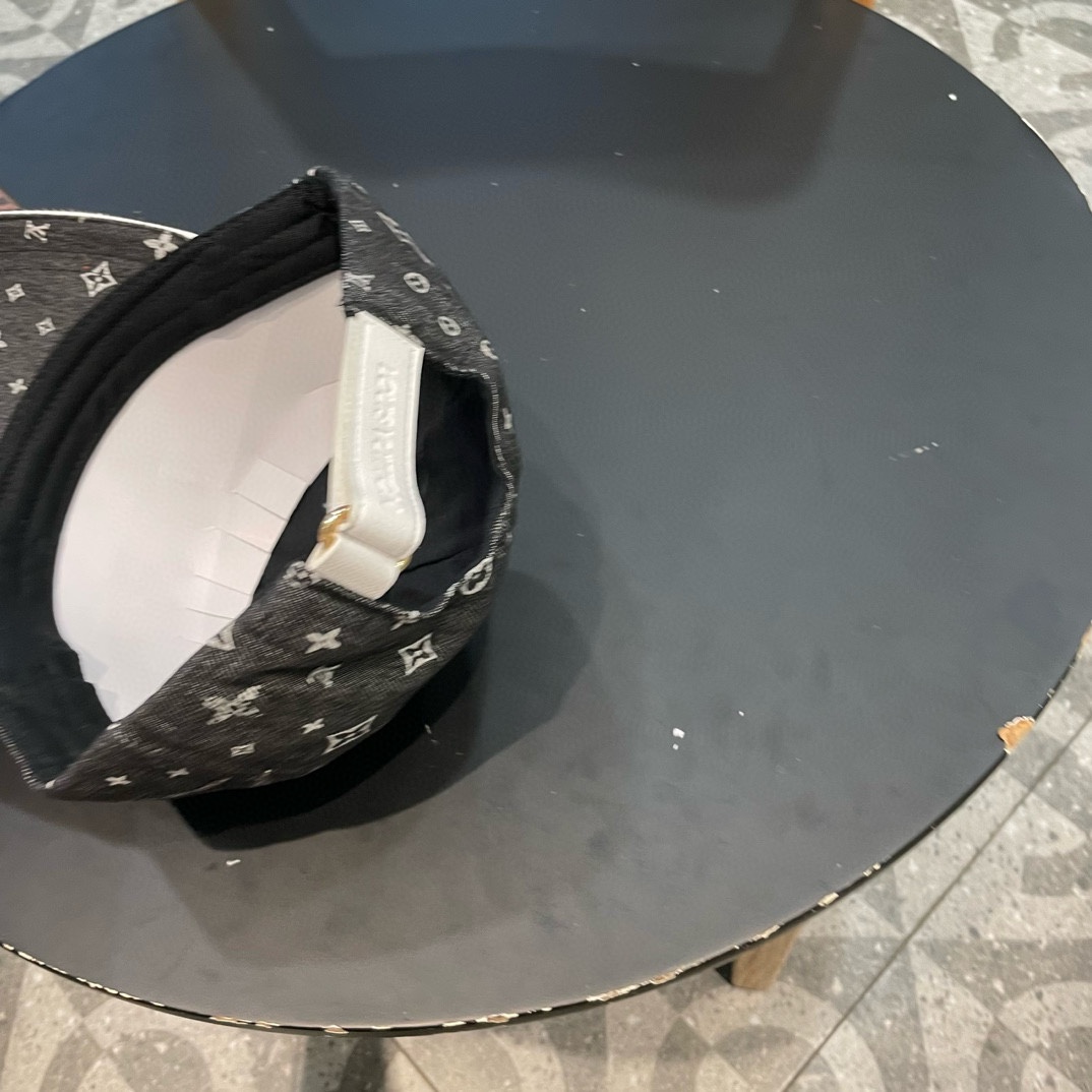 Louis Vuitton Baseball Cap