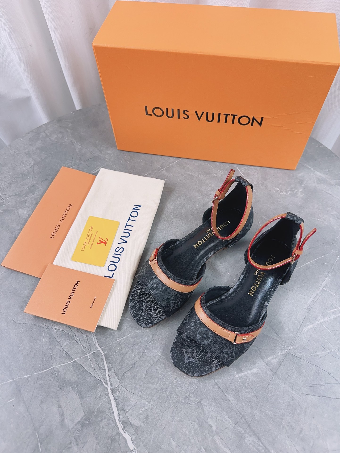 Louis Vuitton 2024ss Slippers Size 36-41