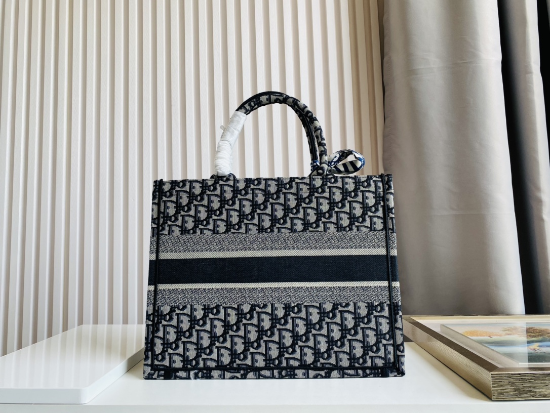 Dior Tote Women Shopping Bags 2-Size