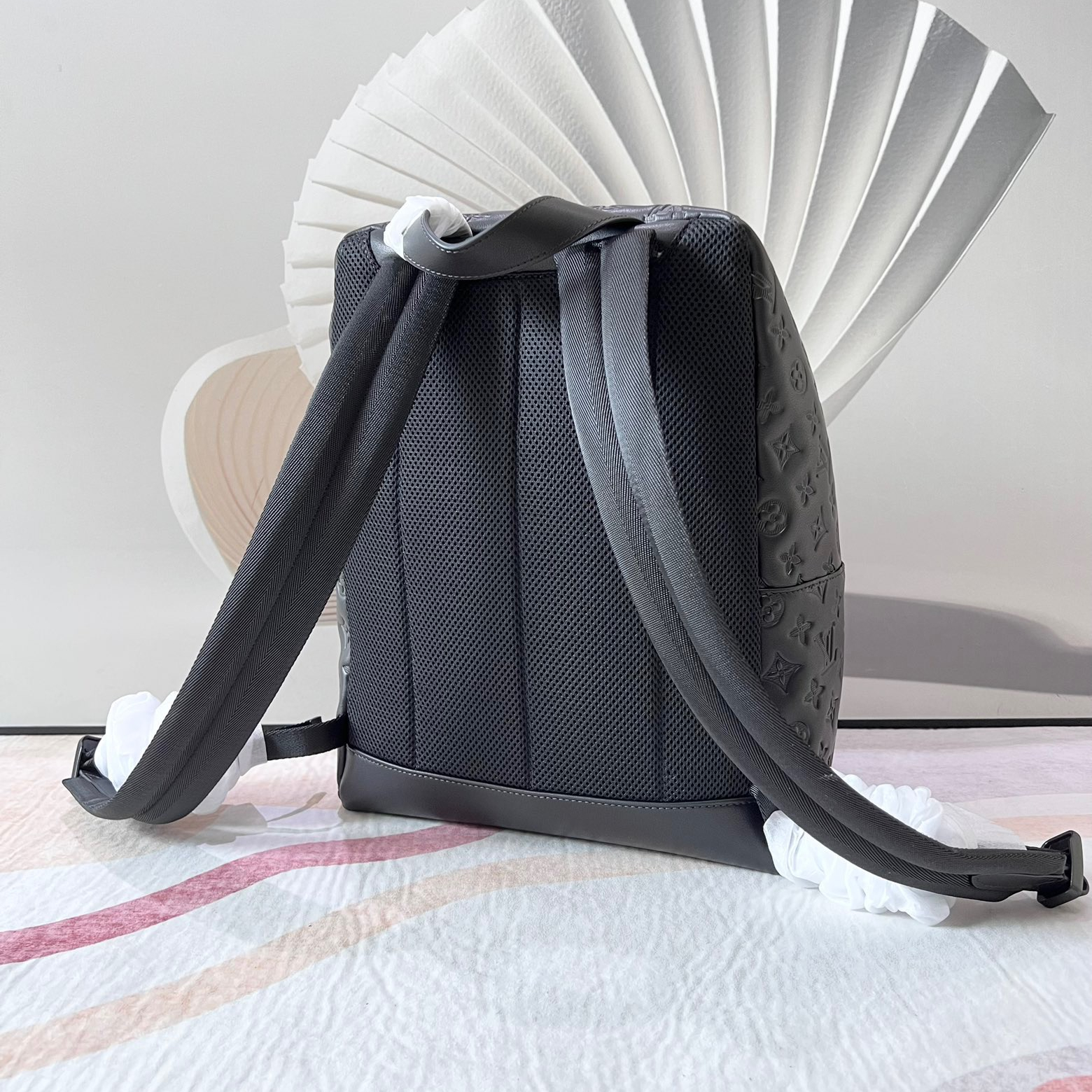 Louis Vuitton M46109 Racer Backpack Size 41*33*18cm