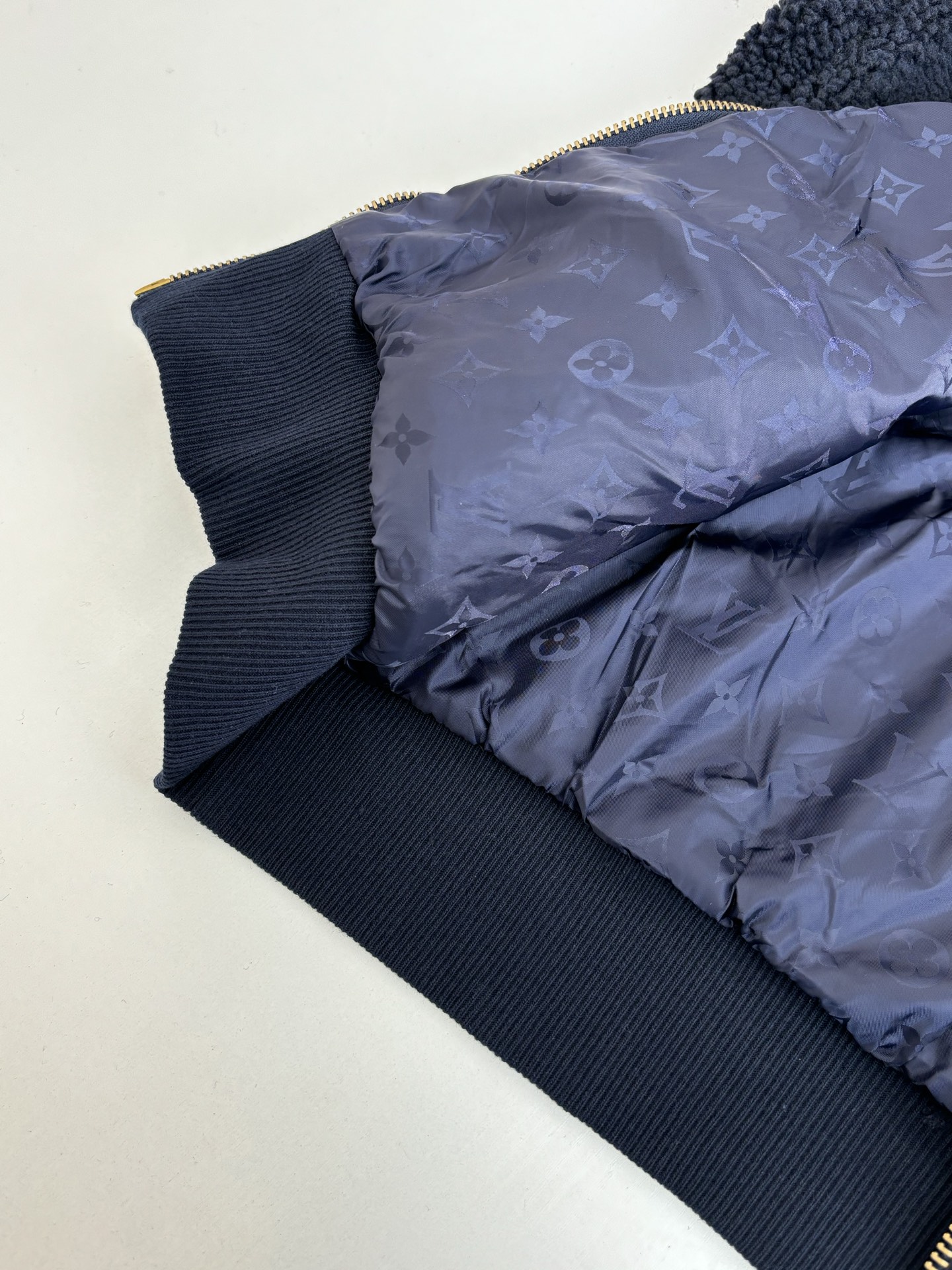 Louis Vuitton Unisex Jacket Size S-XL