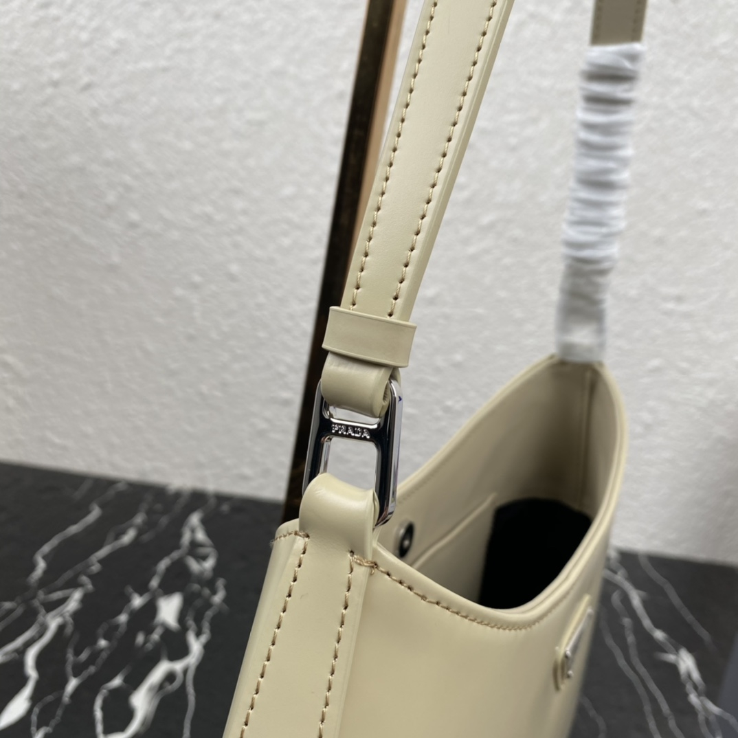 Prada 1BC499 Cleo Brushed Leather Women Shoulder Bags Size 27*22*6cm