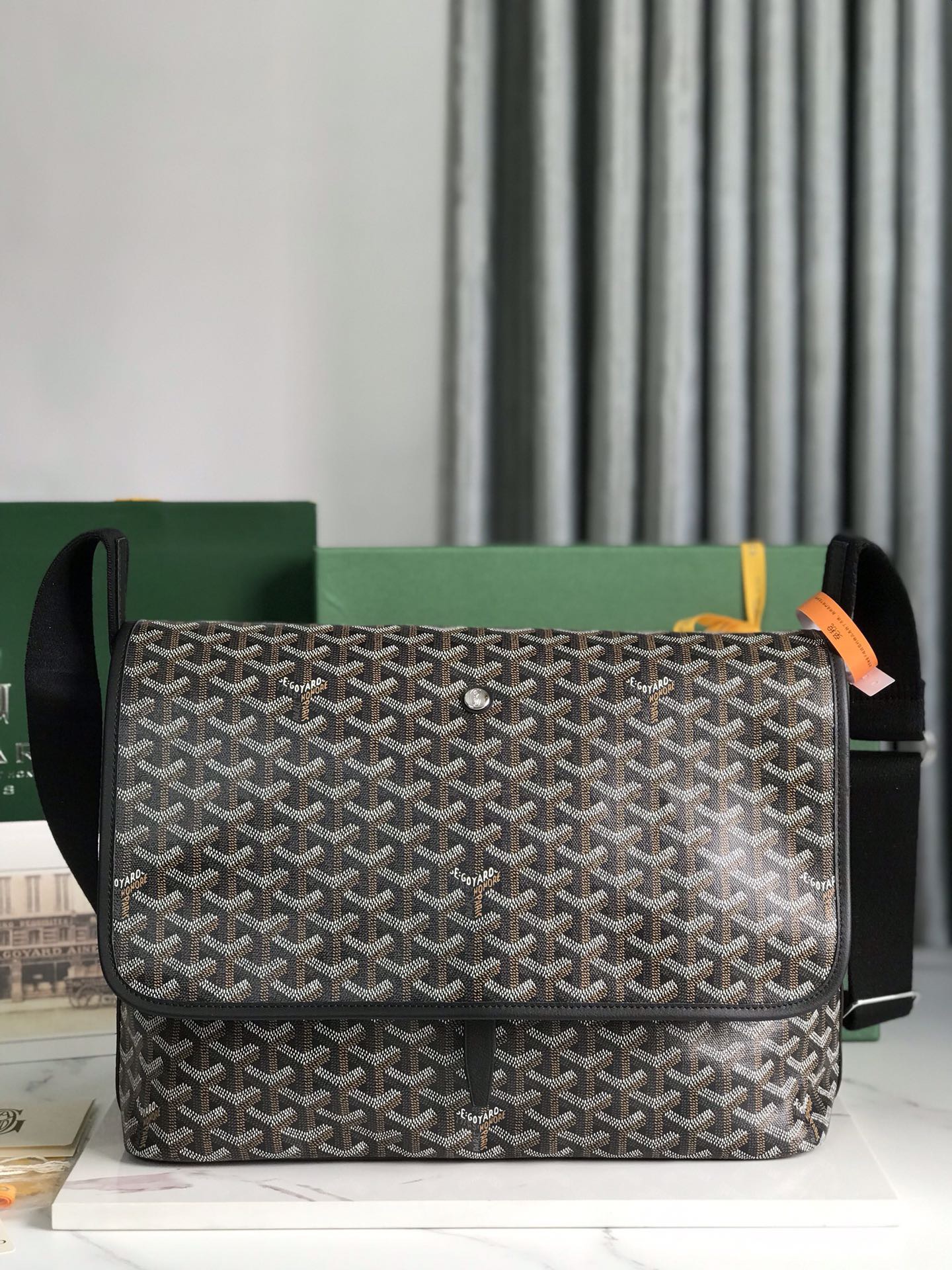 Goyard Citadin Mens Shoulder Bags Size 35*26*7.5cm