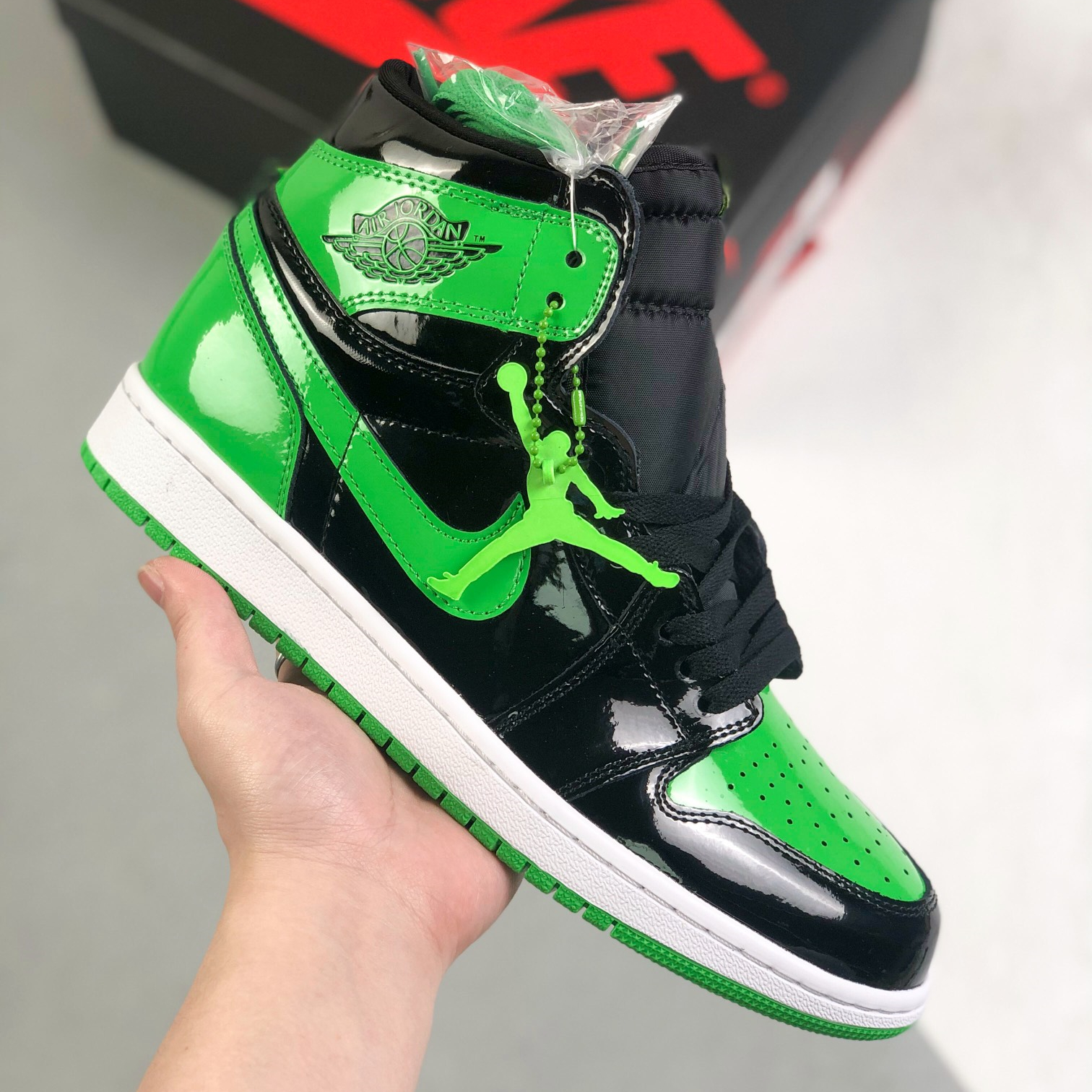 Nike Air Jordan 1 High Top Sneakers Shoes Gr. 36-46