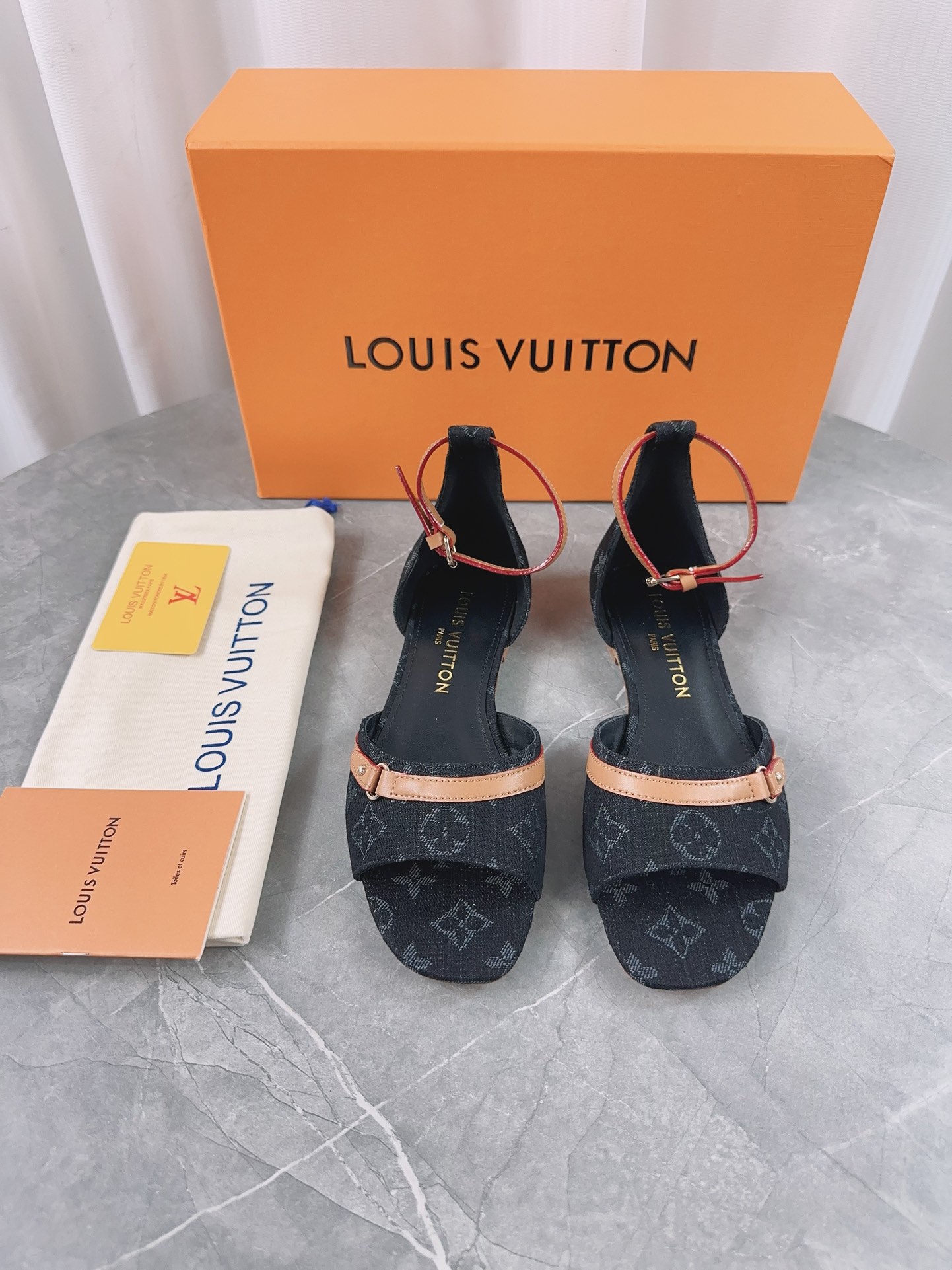 Louis Vuitton 2024ss Slippers Size 36-41