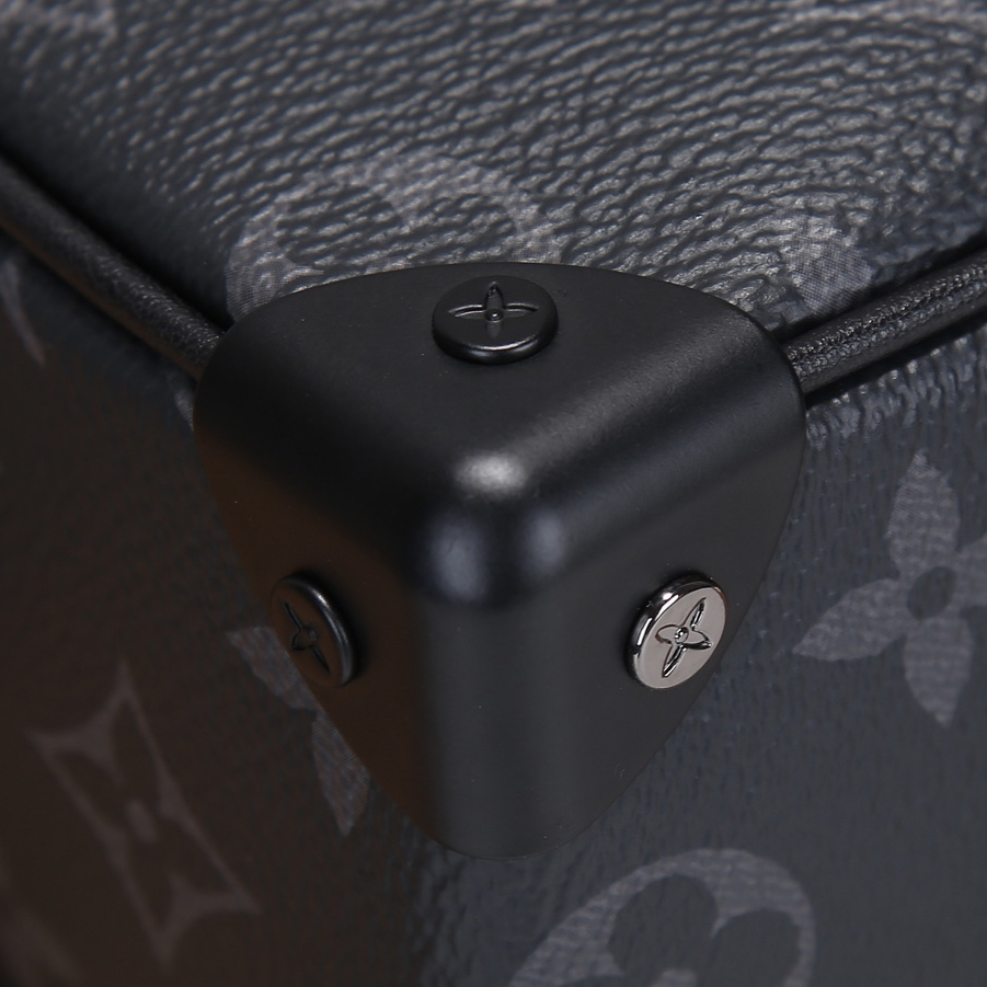 Louis Vuitton M44735 Soft Trunk Mens Shoulder Bags Size 18.5*13*8cm