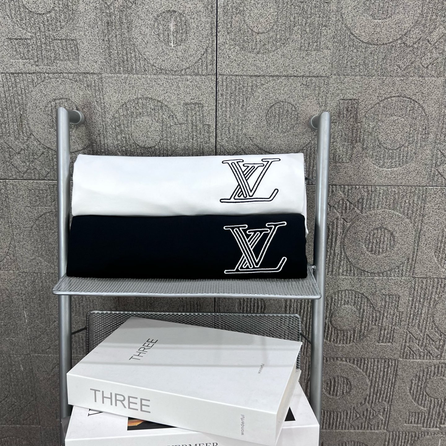 Louis Vuitton T Shirt  Embroider Logo Size XS-L