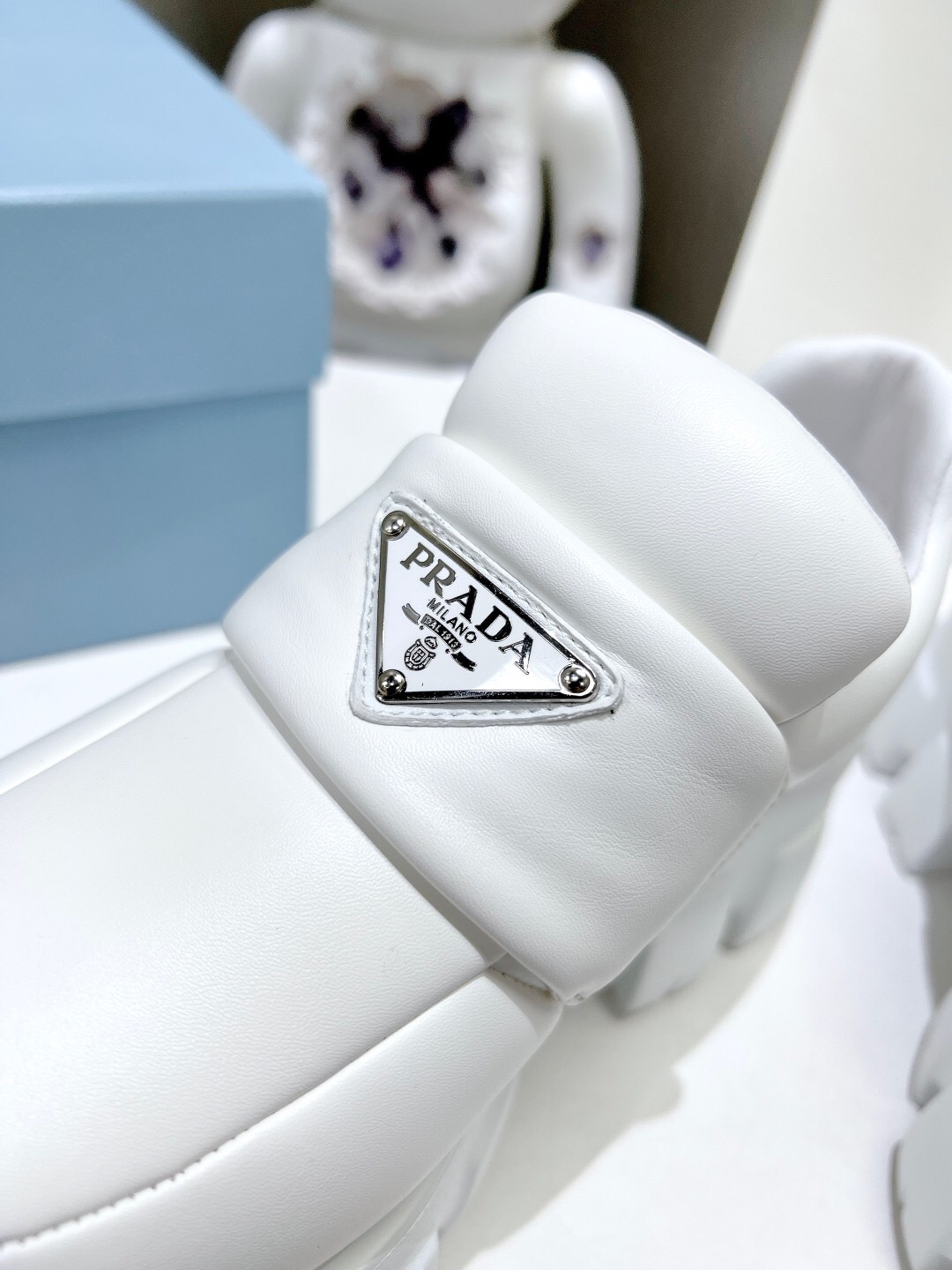 Prada 2024 New Soft padded nappa leather loafers Size 36-40