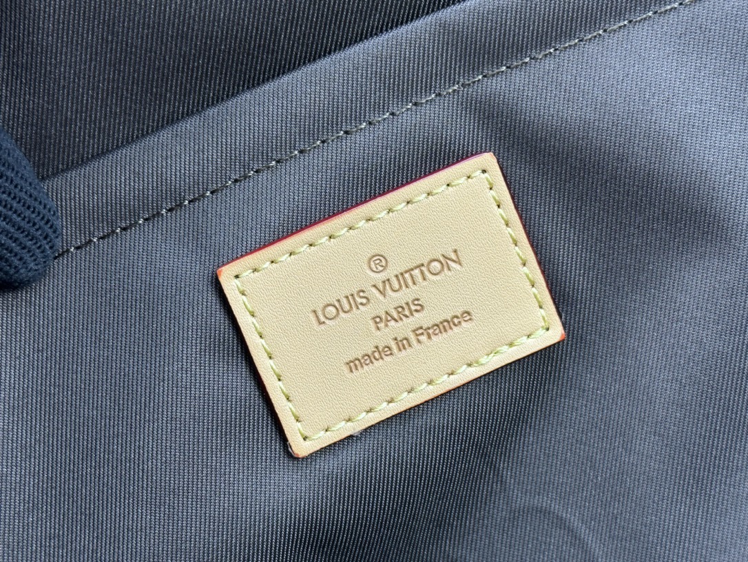 Louis Vuitton M82540 Pochette Jour Clutch Bags Size 35*25*2cm