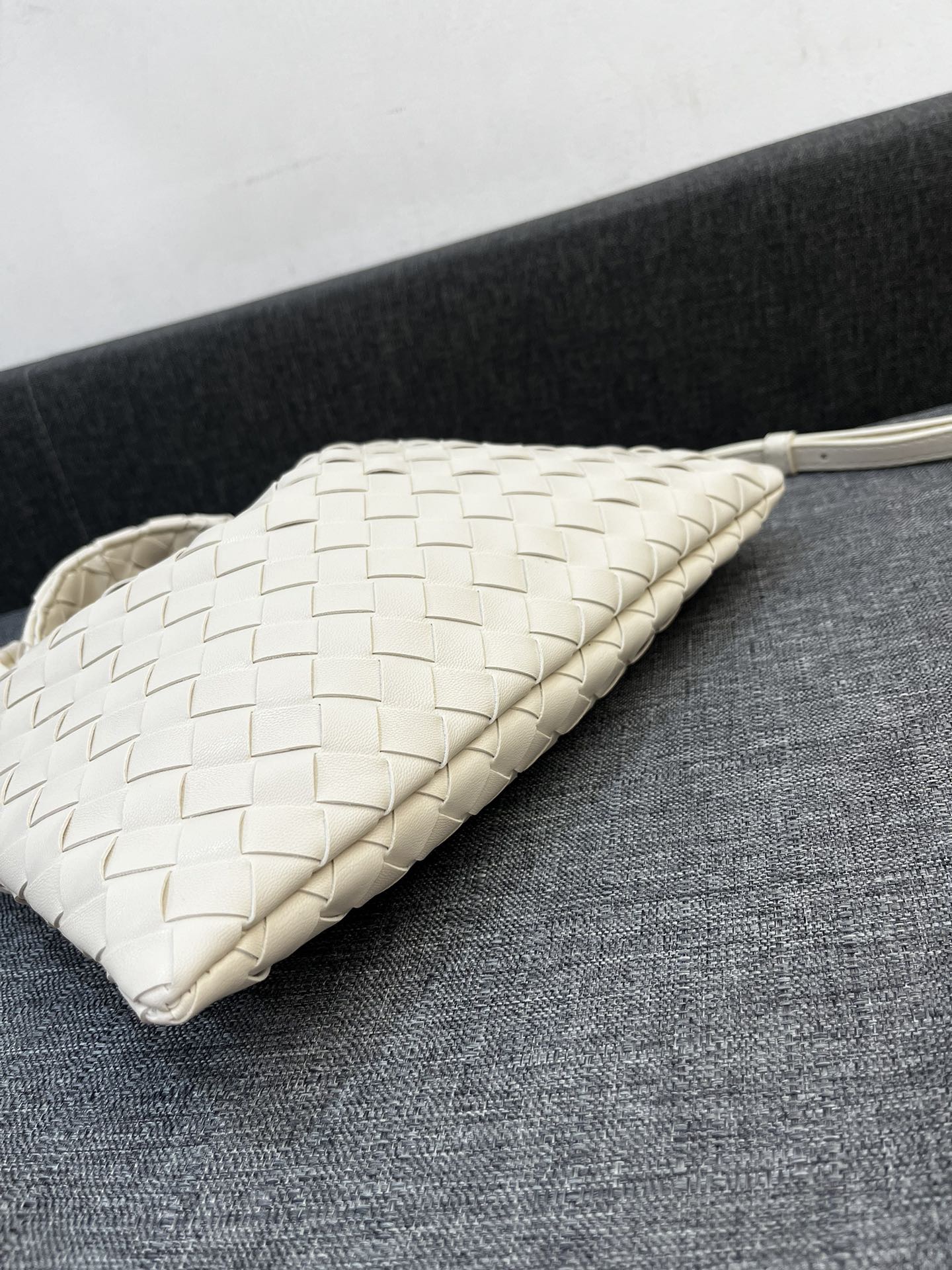 Bottega Veneta HO Women Shoulder Bags 28*17cm