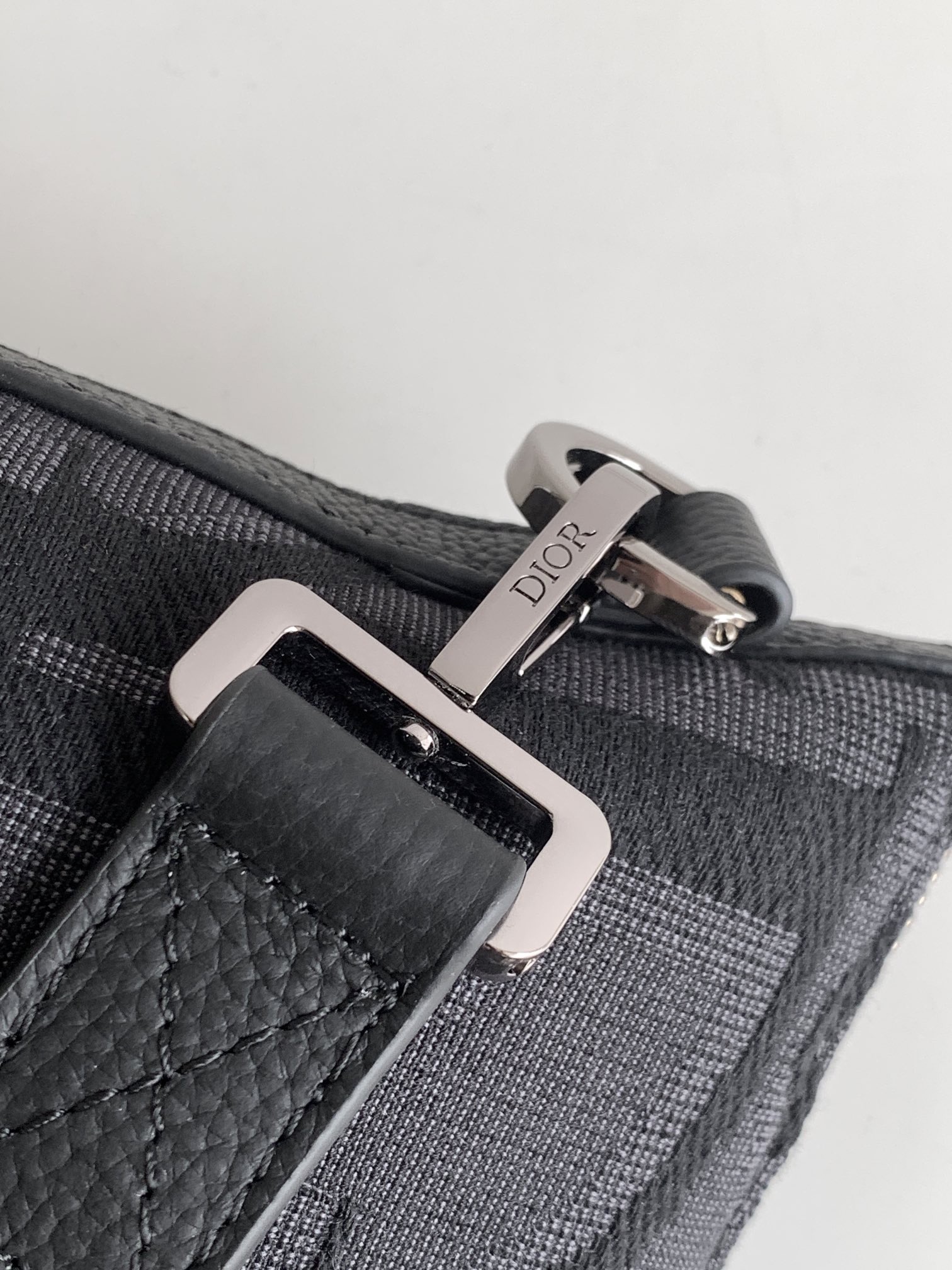 Dior Weekender 25 Mens Shoulder Bags Size 32*18.5*12cm