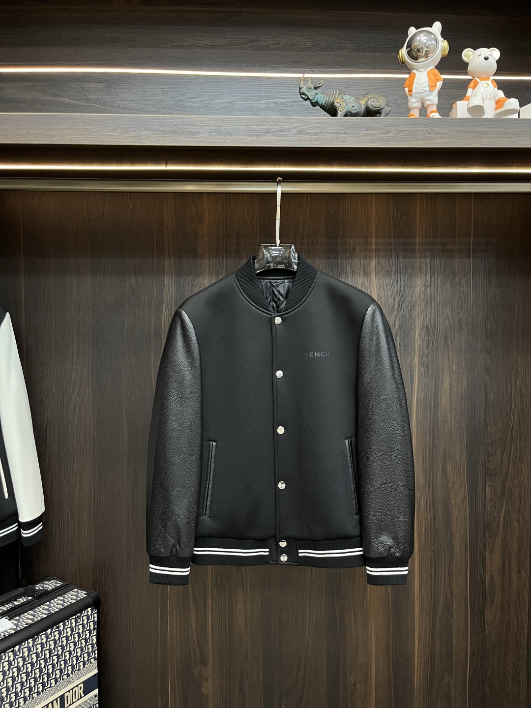 Givenchy Unisex Jacket Size M-XXXL