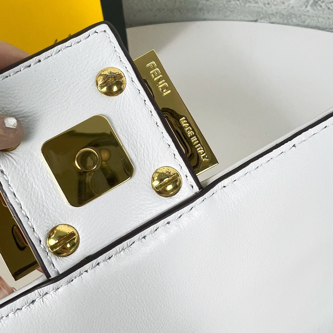 Fendi Baguette Women Shoulder Bags 27*6*15cm