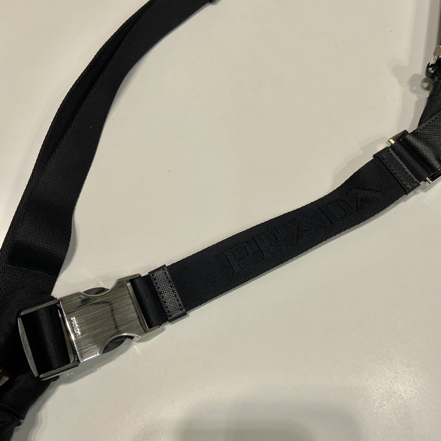 Prada 2VH160 Re-Nylon and Saffiano Leather Mens Shoulder Bags Size 20*16*2.5cm