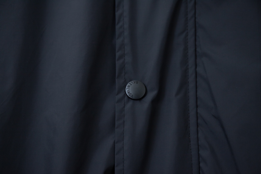 Balenciaga New Tracksuit Jacket Size S-XL