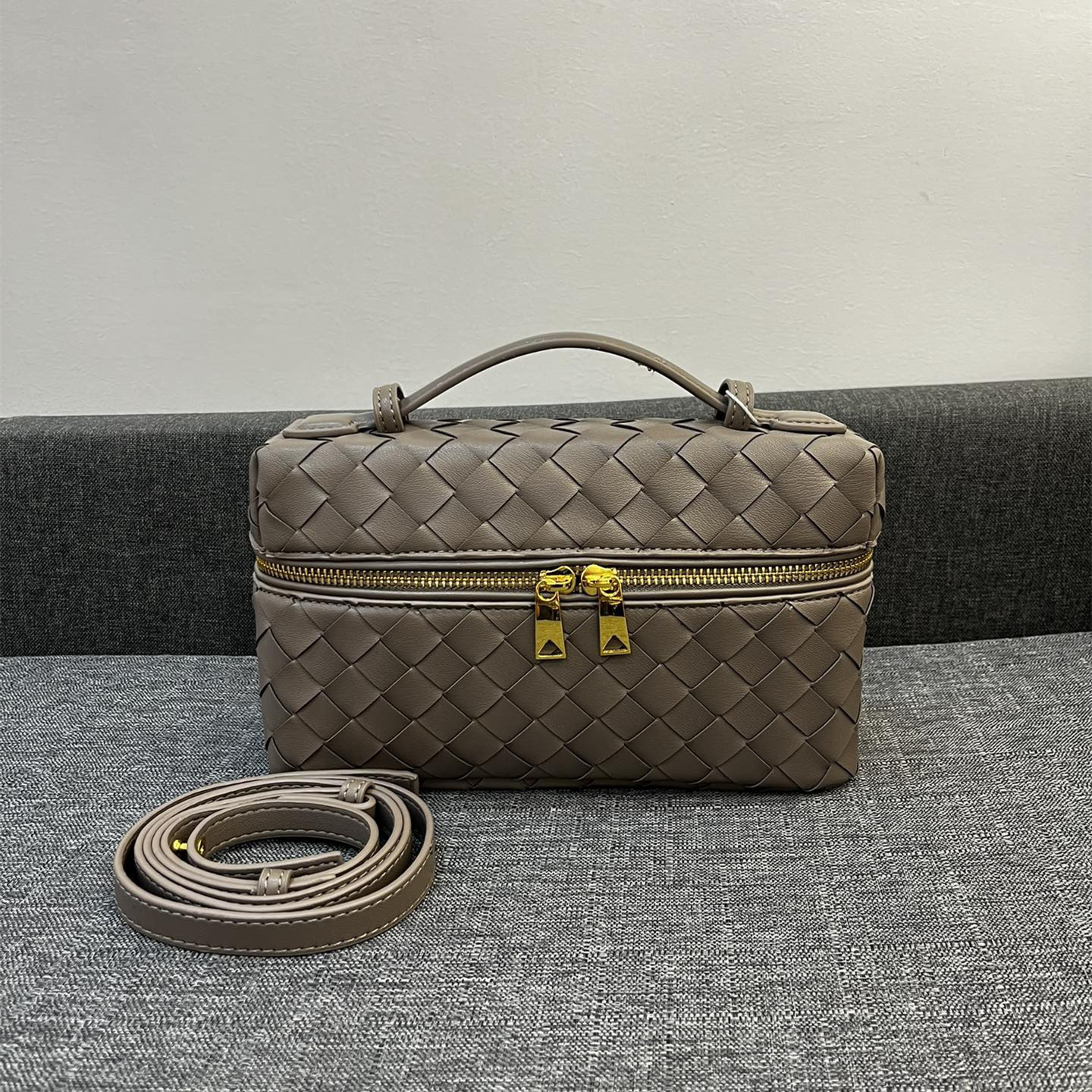 Bottega Veneta Vanity Case Women Shoulder Bags 24*13*6cm