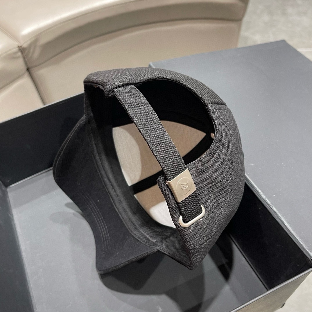 Louis Vuitton Baseball Cap