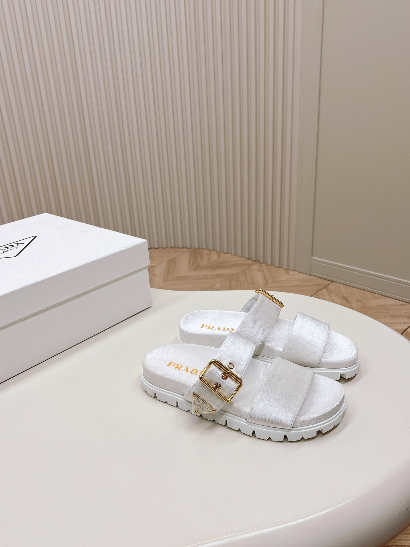 Prada 2024ss Slippers Size 36-40